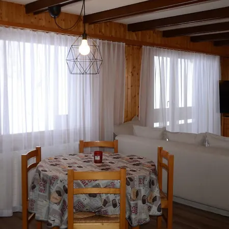Immeuble Les Mélèzes Appartamento